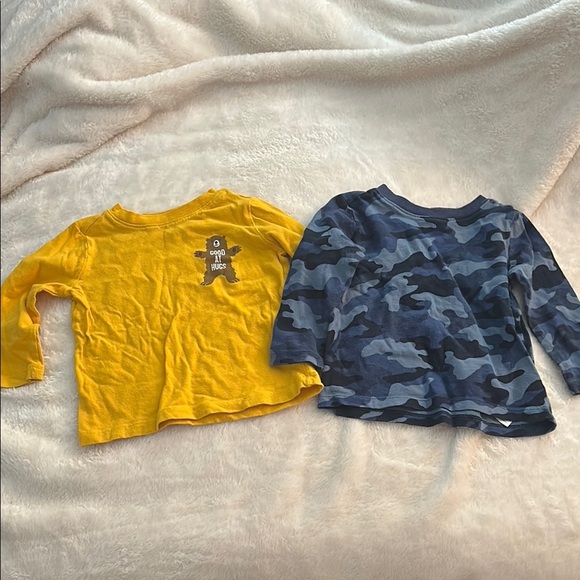 Lot of boys size 12-18 month shirts and sweatshirts - Picture 5 of 7